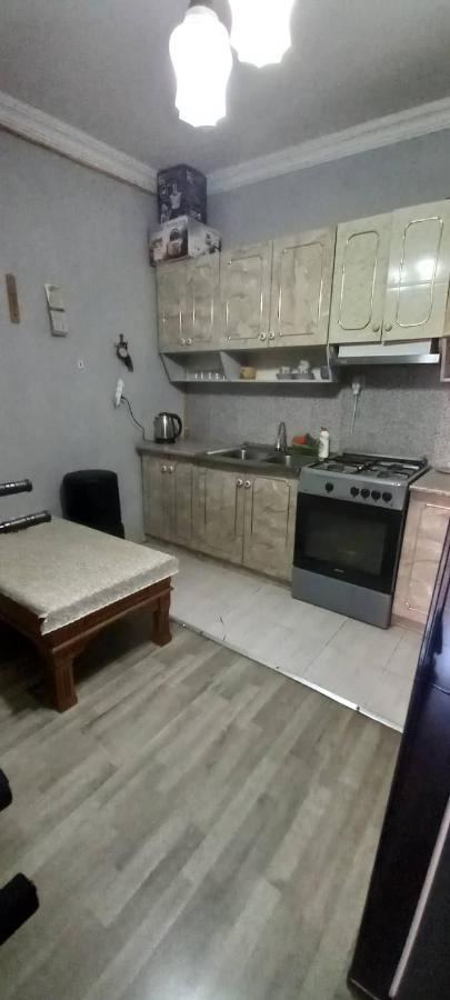 Apartment Zurabi บาทูมิ ภายนอก รูปภาพ