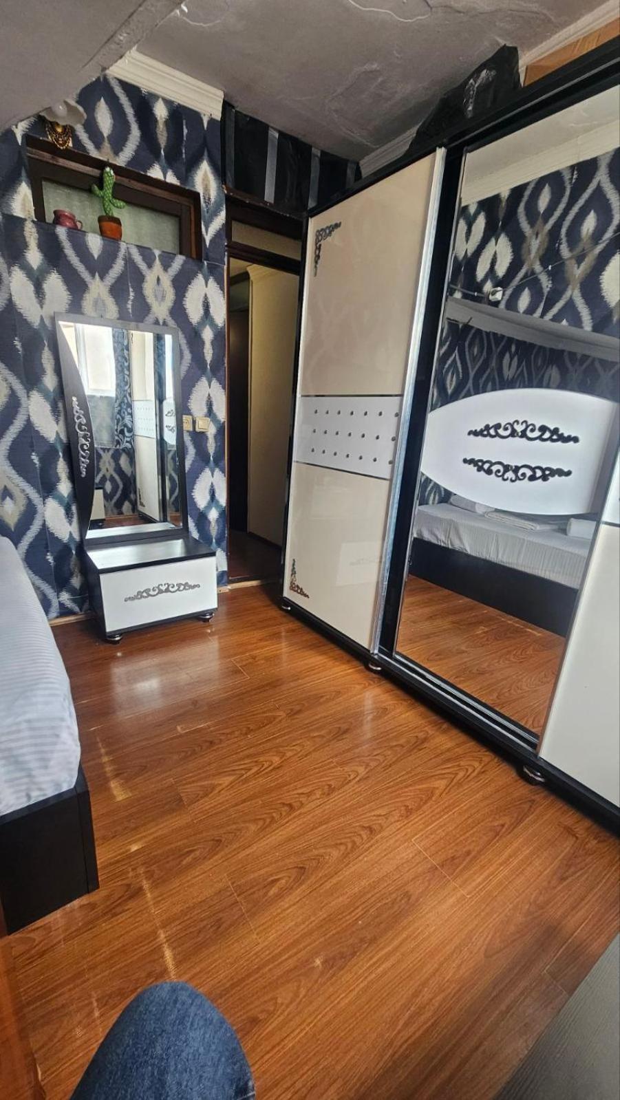 Apartment Zurabi บาทูมิ ห้อง รูปภาพ